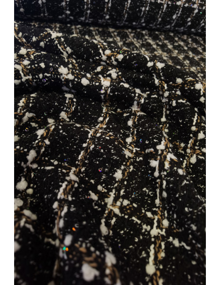 Tweed, art: 080822/3